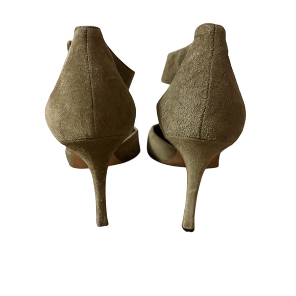 Manolo Blahnik Women's Greige Leather Pointed Toe Ankle Strap Heels 36 Sz 6 - Picture 4 of 9